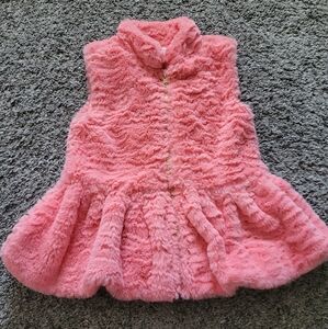 Little Lass Pink/Coral Faux Fur Vest Size 2T Zipper Closure *NWOT*